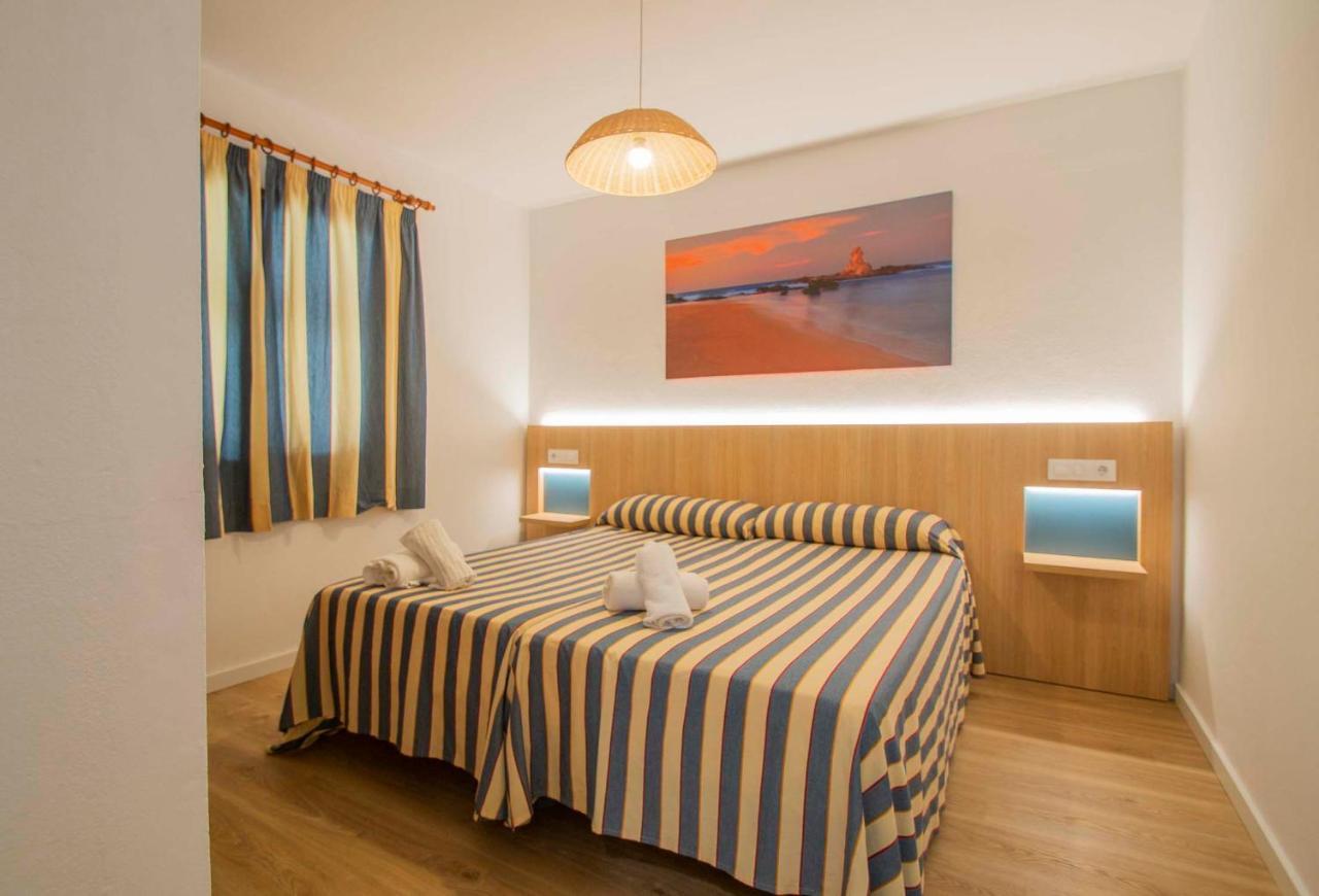 Sol Y Mar Aparthotel Cala'N Blanes  Bagian luar foto