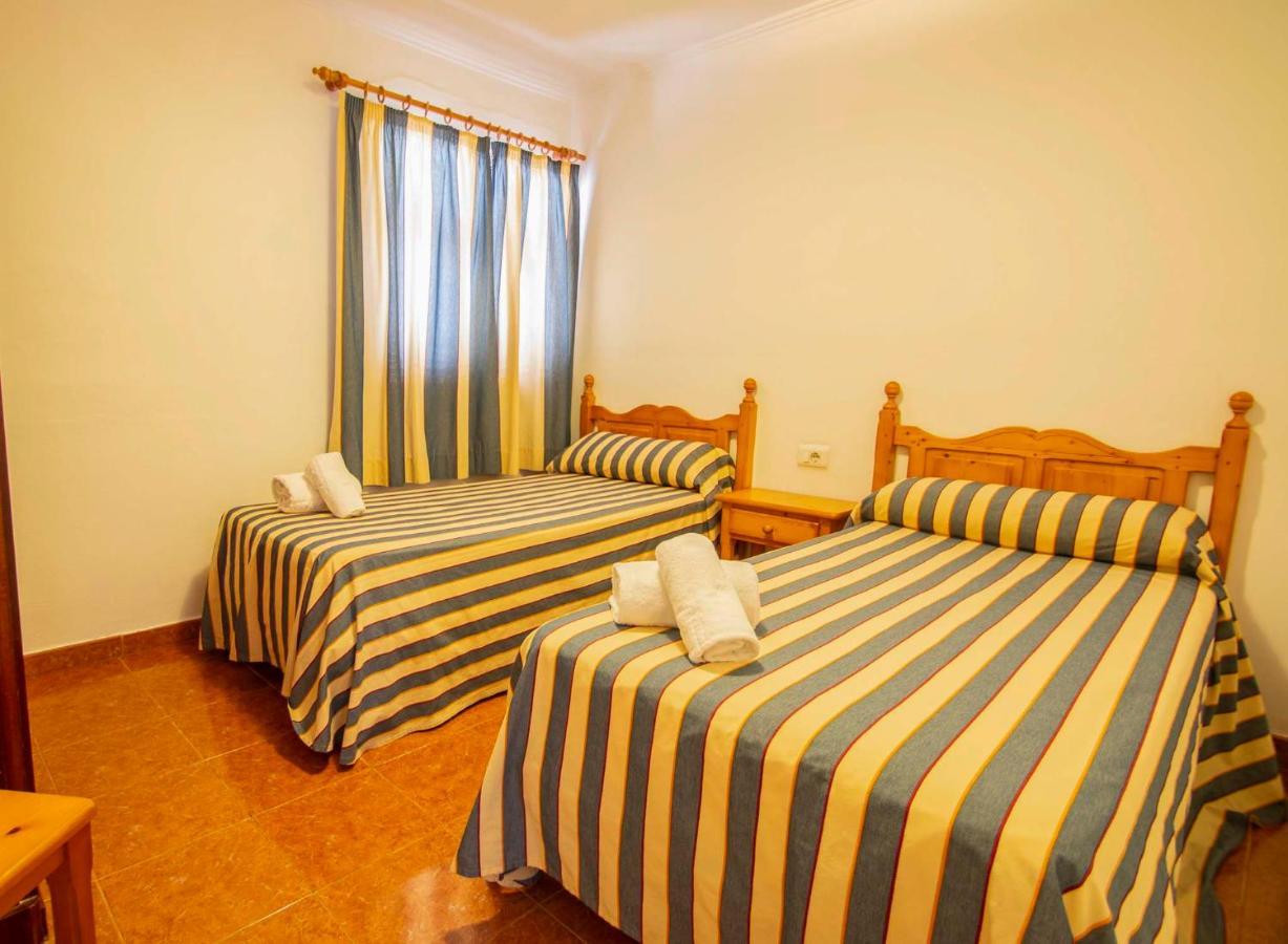 Sol Y Mar Aparthotel Cala'N Blanes  Bagian luar foto